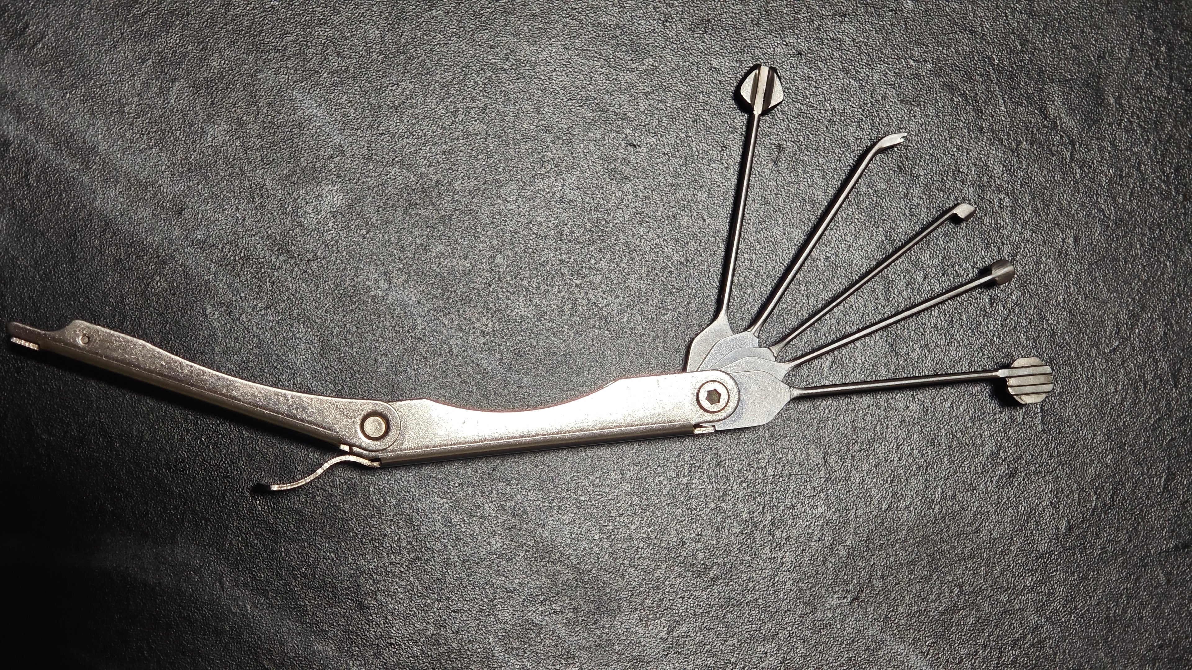5-in-1 Foldable Stainless Steel Lock Pick Portable Multi-head Locksmith Unlock Tool