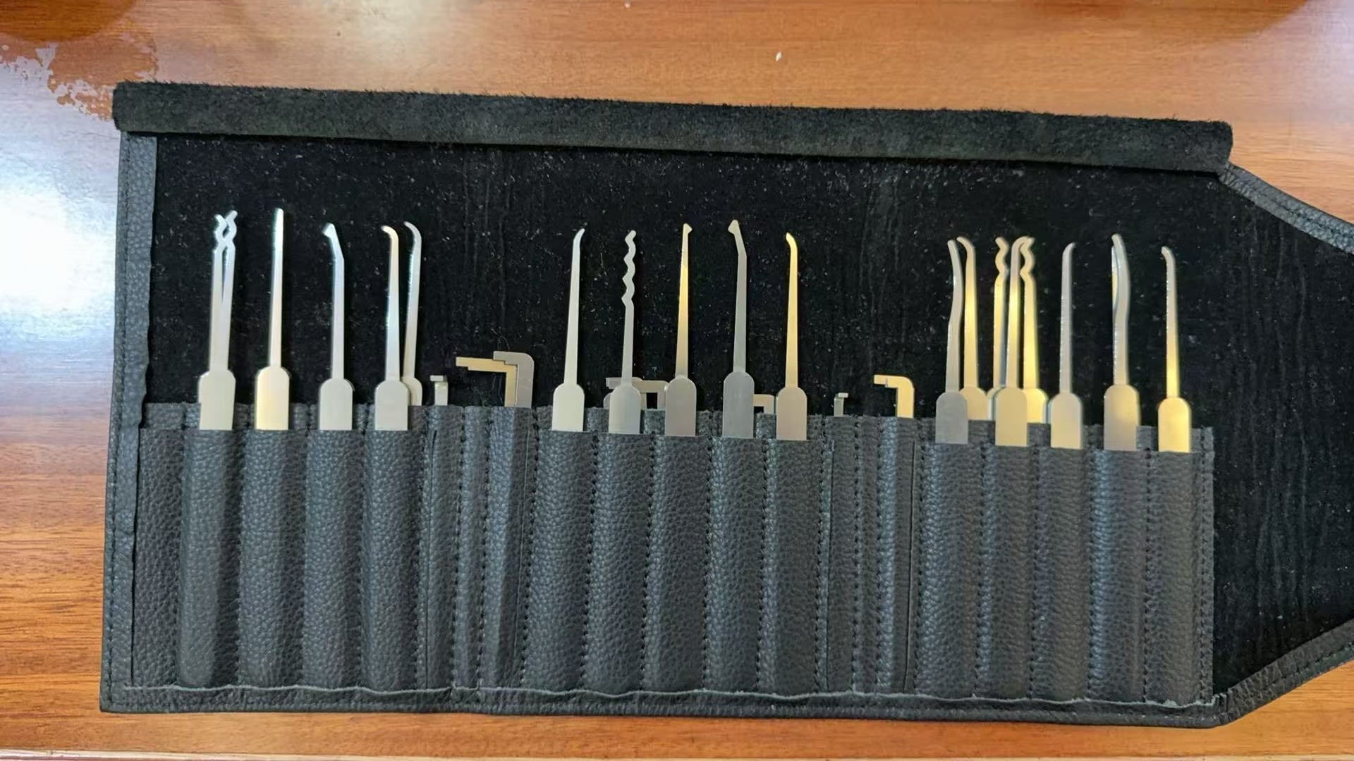 🔐 Professional Locksmith Tools Kit Complete Lock Pick Set Genuine Leather Storage Package 🧰